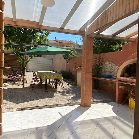 Domu Is Argiolas Ferienhaus *